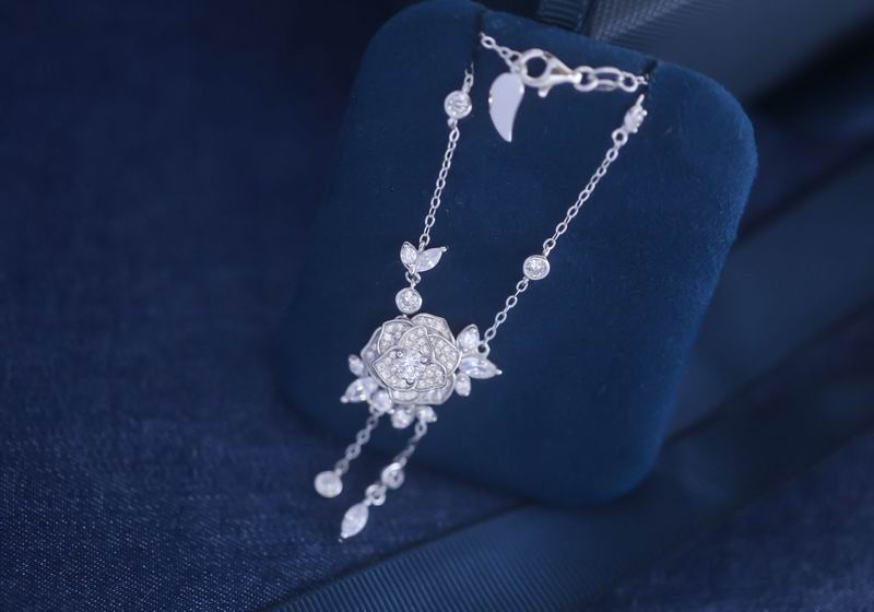 Piaget necklace 05lyx20 (3)